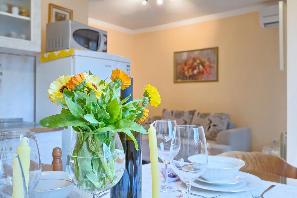 Apartments Valoda Nedescina ภายนอก รูปภาพ